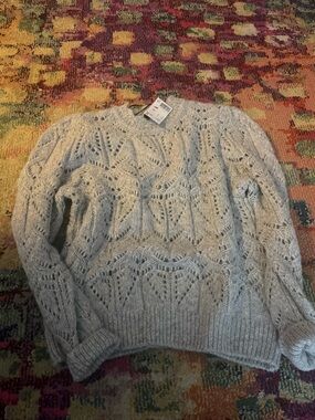 Classic Cable Knit Women’s Sweater - gray